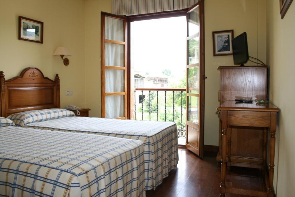 Hotel Valle Las Luinas Soto de Luiña Pokoj fotografie