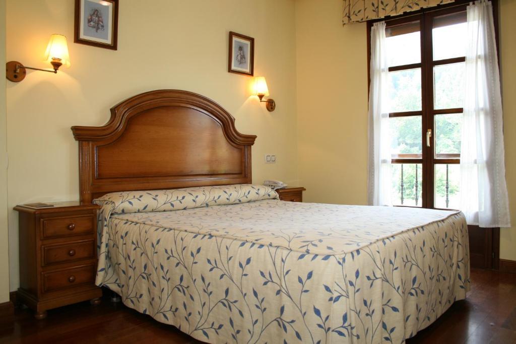 Hotel Valle Las Luinas Soto de Luiña Pokoj fotografie
