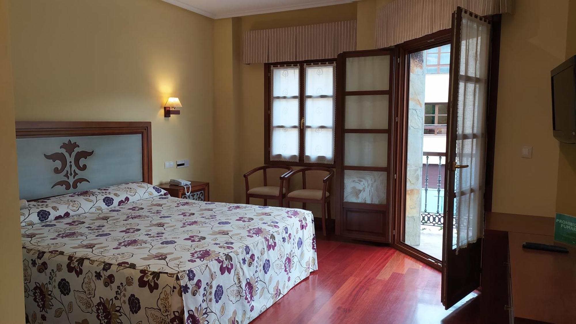 Hotel Valle Las Luinas Soto de Luiña Pokoj fotografie