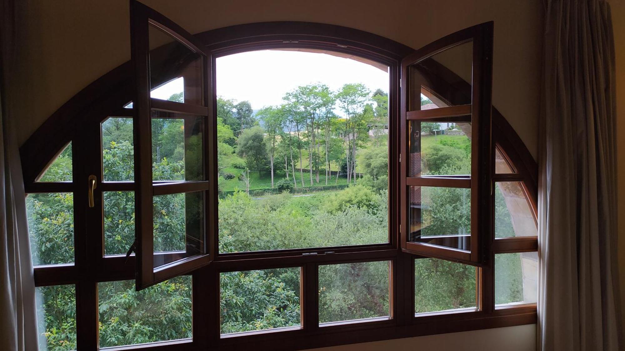 Hotel Valle Las Luinas Soto de Luiña Pokoj fotografie