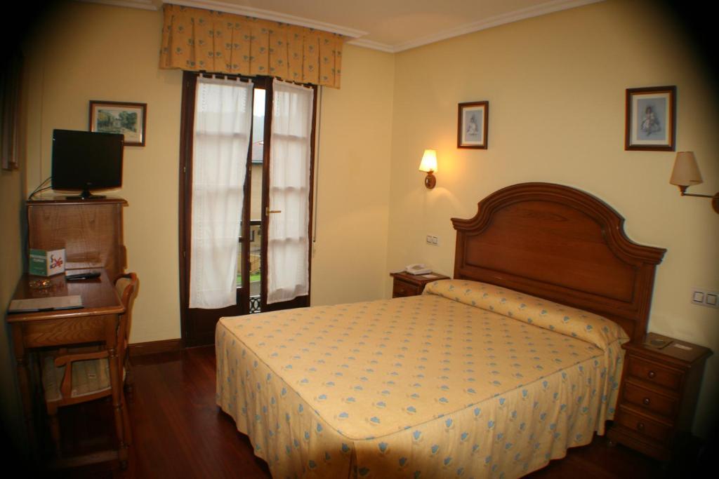 Hotel Valle Las Luinas Soto de Luiña Pokoj fotografie